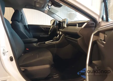 2025 Toyota Rav4 Le z USA, uszkodzony, nr VIN 2T3G1RFV4SW576174